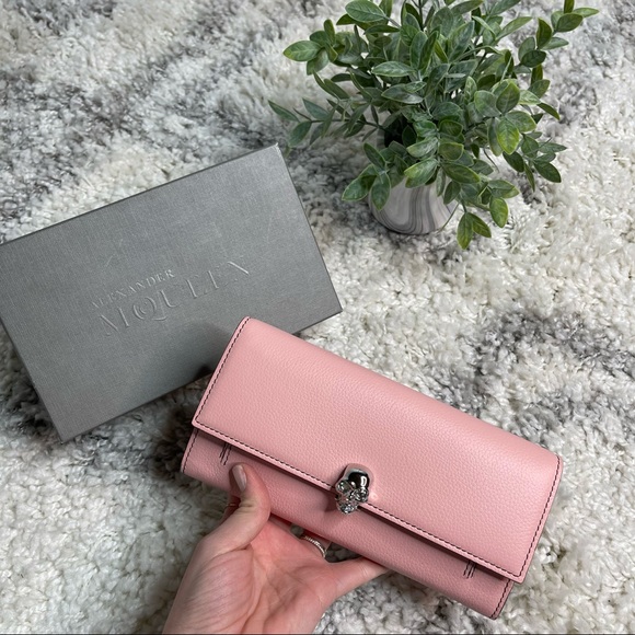 Alexander McQueen Skull Wallet Crossbody Bag on Silver Chain Leather Pink - Picture 12 of 17